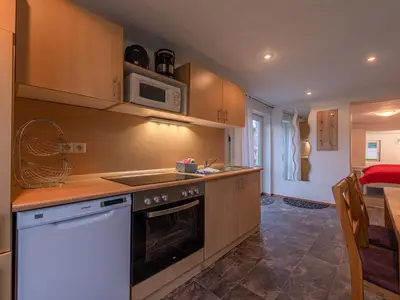 Ferienwohnung Graureiher Blick in die Küche