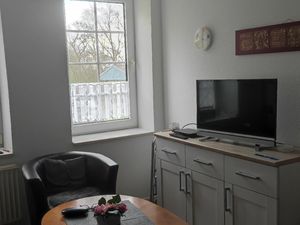 23998772-Ferienwohnung-3-Jade-300x225-5