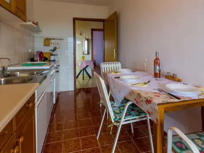 Ferienwohnung für 6 Personen (56 m²) in Jadranovo 9/10