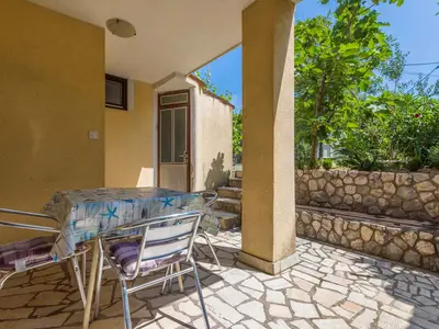 Ferienwohnung für 3 Personen (35 m²) in Jadranovo 4/10