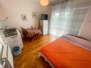 23167383-Ferienwohnung-4-Jadranovo-300x225-3