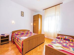 22806259-Ferienwohnung-4-Jadranovo-300x225-1