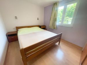 23145033-Ferienwohnung-4-Jadranovo-300x225-1