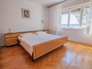 22807031-Ferienwohnung-4-Jadranovo-300x225-3