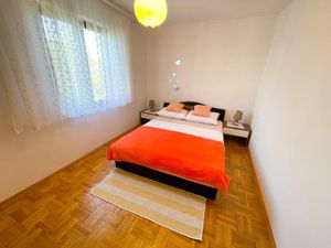 23349947-Ferienwohnung-6-Jadranovo-300x225-2