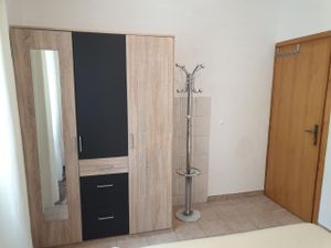 22807415-Ferienwohnung-4-Jadranovo-300x225-5