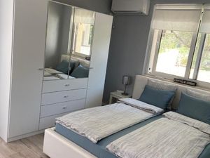 22807455-Ferienwohnung-5-Jadranovo-300x225-1