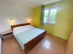 23168199-Ferienwohnung-4-Jadranovo-300x225-3