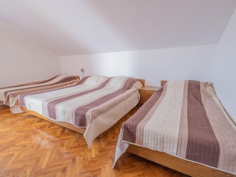 22954761-Ferienwohnung-4-Jadranovo-800x600-1