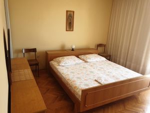 22808521-Ferienwohnung-4-Jadranovo-300x225-2