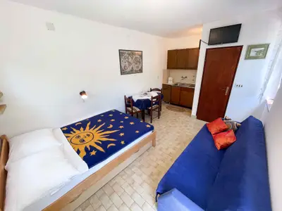 Ferienwohnung für 2 Personen (25 m²) in Jadranovo 6/10