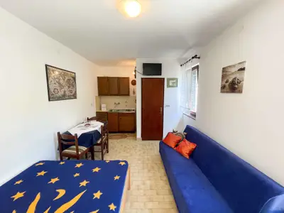 Ferienwohnung für 2 Personen (25 m²) in Jadranovo 7/10