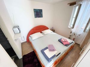 23769002-Ferienwohnung-3-Jadranovo-300x225-5