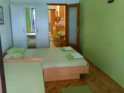 Ferienwohnung für 3 Personen (40 m²) in Jadranovo 10/10