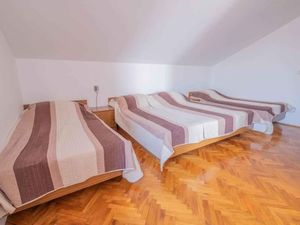 23769020-Ferienwohnung-4-Jadranovo-300x225-4