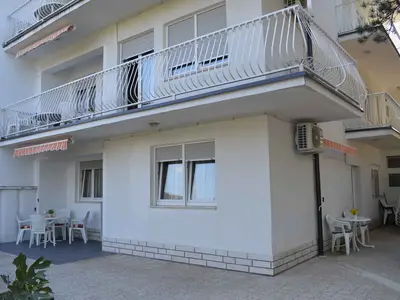 Ferienwohnung für 4 Personen (40 m²) in Jadranovo 1/10