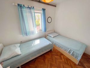 23769549-Ferienwohnung-10-Jadranovo-300x225-5