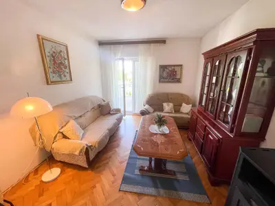 Ferienwohnung für 8 Personen (85 m²) in Jadranovo 9/10