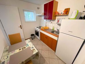 23769583-Ferienwohnung-2-Jadranovo-300x225-5