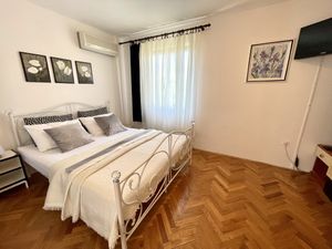 23769594-Ferienwohnung-2-Jadranovo-300x225-2