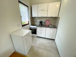 23769596-Ferienwohnung-3-Jadranovo-300x225-0