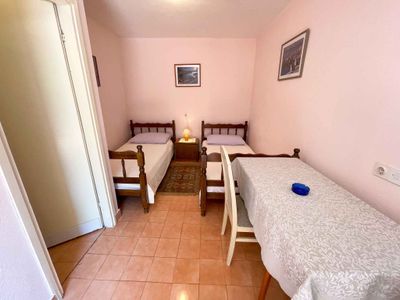 Ferienwohnung für 2 Personen (25 m²) in Jadranovo 1/10