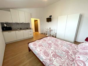 23771790-Ferienwohnung-2-Jadranovo-300x225-4