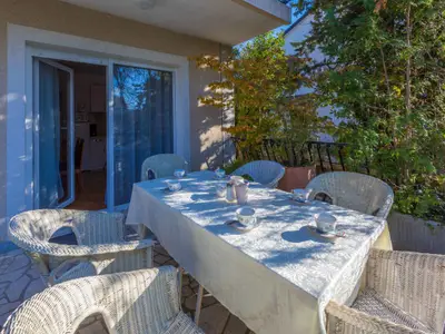 Ferienwohnung für 6 Personen (55 m²) in Jadranovo 1/10
