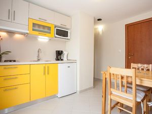 Ferienwohnung für 3 Personen (28 m²) in Jadranovo