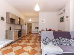 23739529-Ferienwohnung-6-Jadranovo-300x225-3