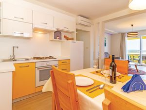 23740939-Ferienwohnung-8-Jadranovo-300x225-3