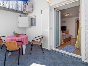 23746706-Ferienwohnung-3-Jadranovo-300x225-1