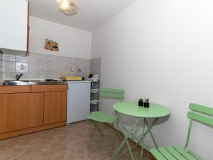 23746706-Ferienwohnung-3-Jadranovo-300x225-4