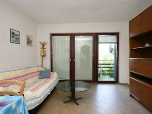 18510364-Ferienwohnung-4-Jadranovo-300x225-1