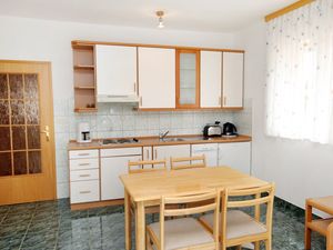 18694208-Ferienwohnung-4-Jadranovo-300x225-3