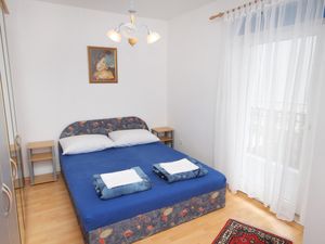 Ferienwohnung für 5 Personen (54 m²) in Jadranovo