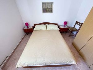 23769548-Ferienwohnung-4-Jadranovo-300x225-3