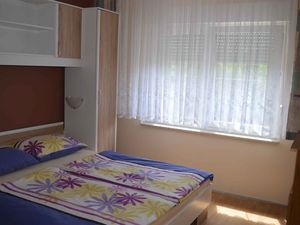 23769026-Ferienwohnung-5-Jadranovo-300x225-5