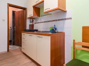 23932580-Ferienwohnung-3-Jadranovo-300x225-3