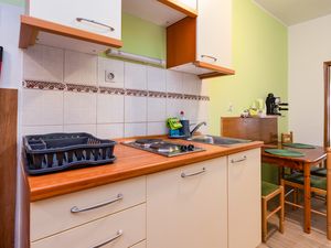 23932580-Ferienwohnung-3-Jadranovo-300x225-4