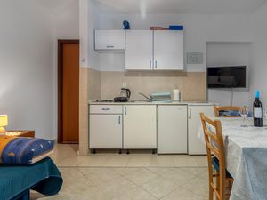 23724589-Ferienwohnung-4-Jadranovo-300x225-3