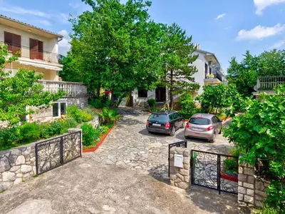 Ferienwohnung für 4 Personen (80 m²) in Jadranovo 3/10