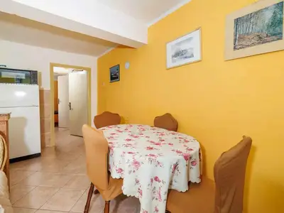 Ferienwohnung für 4 Personen (40 m²) in Jadranovo 5/10