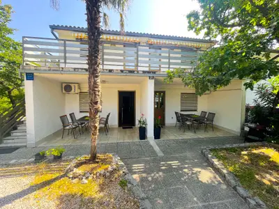 Ferienwohnung für 4 Personen (40 m²) in Jadranovo 5/10