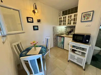 Ferienwohnung für 3 Personen (25 m²) in Jadranovo 1/10