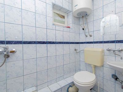 Ferienwohnung für 4 Personen (50 m²) in Jadrtovac 8/10