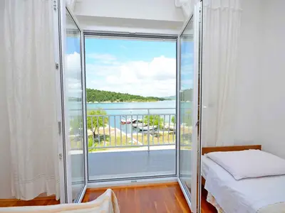 Ferienwohnung für 4 Personen (40 m²) in Jadrtovac 6/10