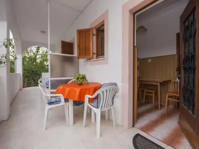 Ferienwohnung für 3 Personen (26 m²) in Jadrtovac 6/10