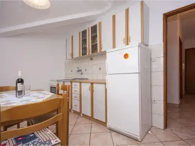 Ferienwohnung für 4 Personen (36 m²) in Jadrtovac 8/10