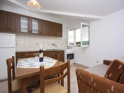 Ferienwohnung für 4 Personen (36 m²) in Jadrtovac 4/10